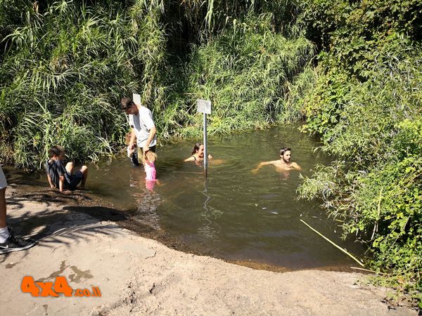 לאחר כל קטעי העבירות והטילטולים נעבור לחלק המרענן של הטיול
