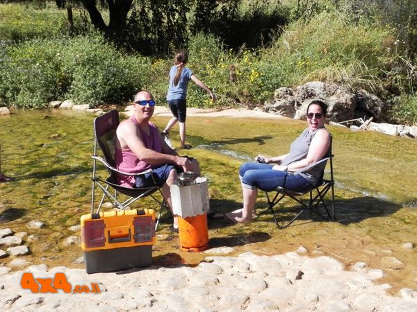 נהנים על המים