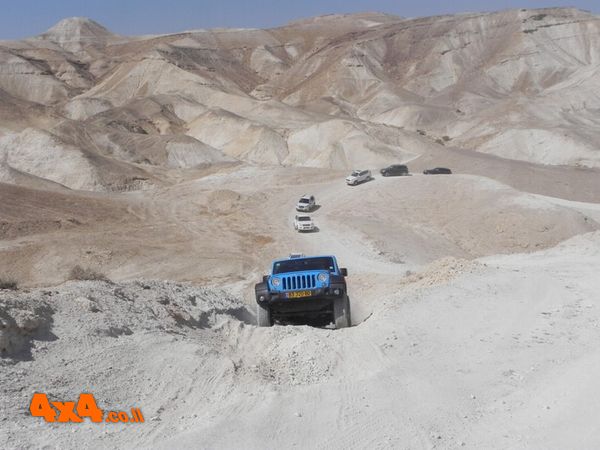 יומן מסע נופים ואתגרים לאורך מצוק העתקים - 21/9/19