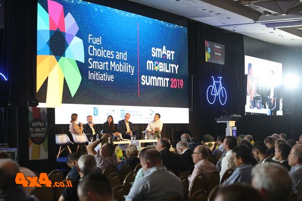 אלפי משתתפים בכנס Mobility Summit