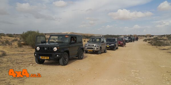 סיכום טיול מועדון סוזוקי בחורבת חלוצה, חולות עגור ונחל לבן - 16/11/19