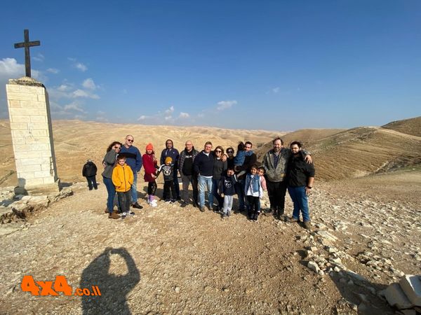 נקודת המוצא - תצפית על מנזר סנט ג'ורג'