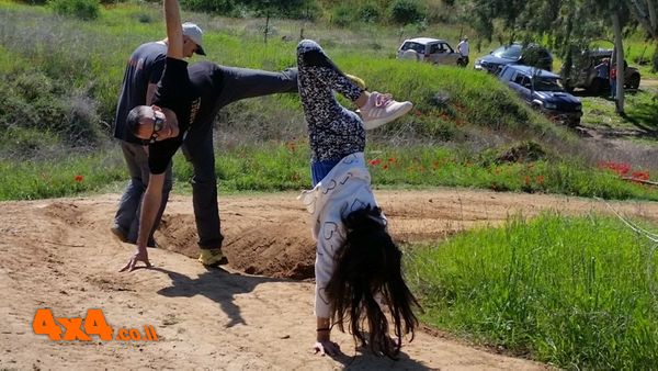 גם הנפת רגליים היה לנו
