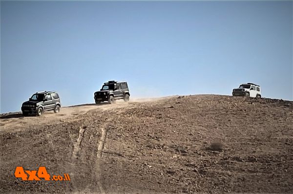 המורד מהר קומות לעבר נחל גמלים