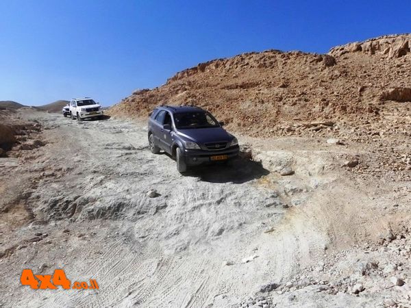טיולי הג'יפים בסוף השבוע וטיולי שבועות באתר השטח