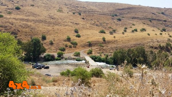 יורדים אל חציית הירדן