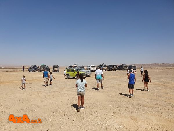 1633215966976