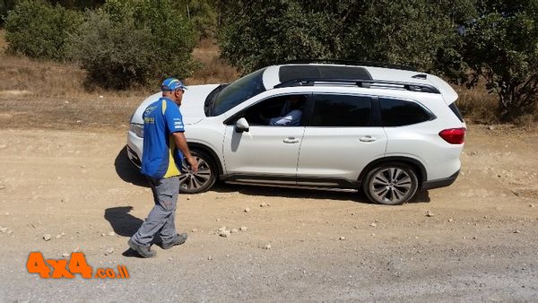 מתחילים בתרגיל שפוע צד