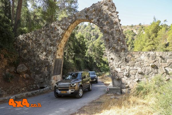 הכניסה ליער הקדושים 