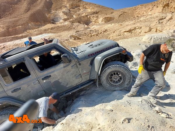 1672054501280