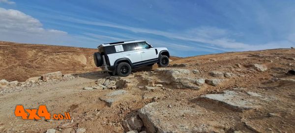 1702464733905