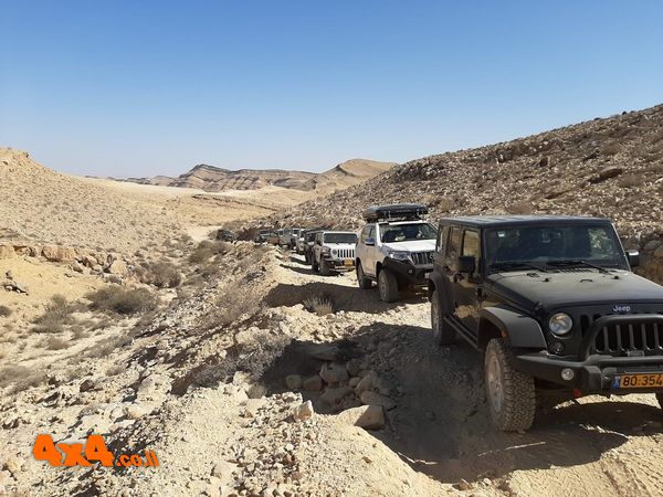 טיולים לסוף השבוע ולחג פורים, הדרכות נהיגה וציוד לג'יפאים 