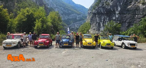 מסע סיטרואן דה שבו 2CV למונטנגרו - אוגוסט 2025