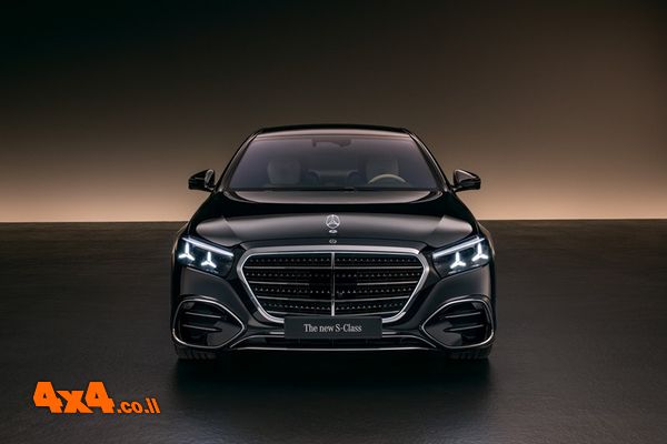 מרצדס מציגה את S-Class לאחר מתיחת פנים מקיפה