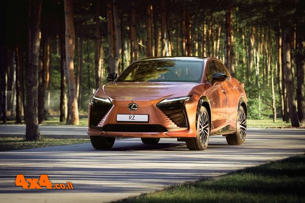  Lexus RZ  רכב 100% חשמלי דור חדש של לקסוס