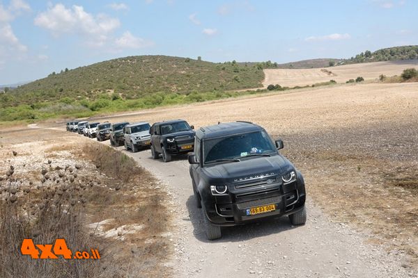 סיכום הדרכת נהיגה בשטח ללקוחות לנדרובר דיפנדר - ספטמבר 2026