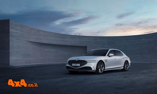 פורום: ג'נסיס חושפת את ספינת הדגל שלה ה- G90 החדש 