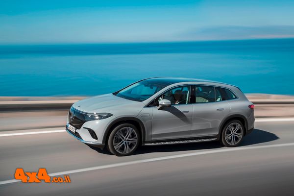 פורום: מרצדס השיקה את ה- EQS SUV החדש