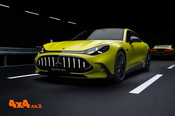 פורום: מרצדס חושפת רכב ספורט חשמלי  AMG GT  Coupé