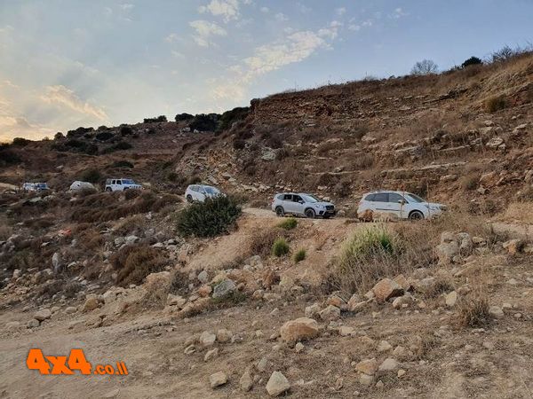 רכסים ובקעות בגליל התחתון – מהר עצמון לכנרת 