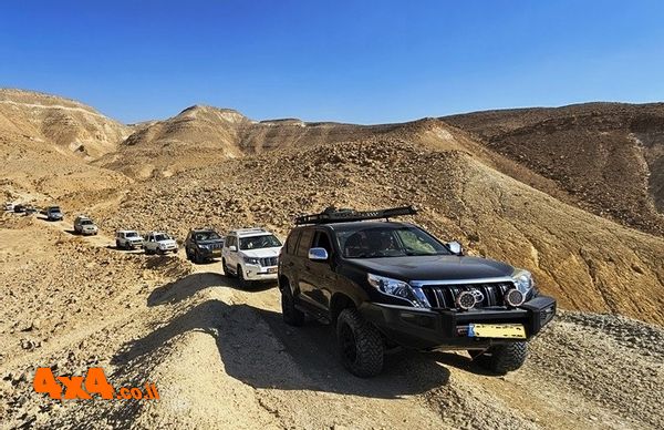 טיול ג'יפים לאתגרים ואתרים ברמת הנגב