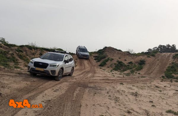 טיול ג'יפים בשבילים של עמק חפר לחובבי טבע ולמשפחות