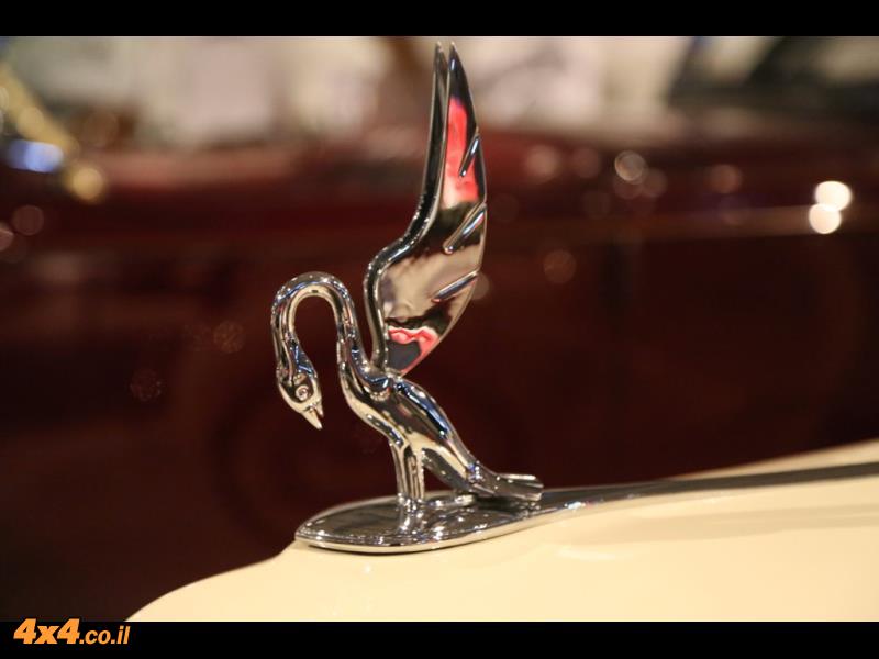 מוזיאון המכוניות של המלך חוסיין - עושר שיש רק למלך!