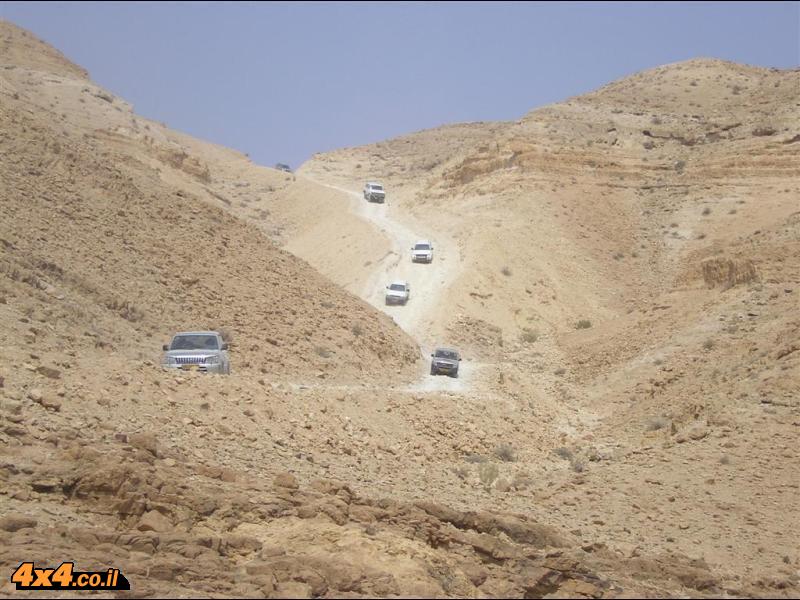 טיול אמצע השבוע בדרום מדבר יהודה - עופר אדר - 17/11/14