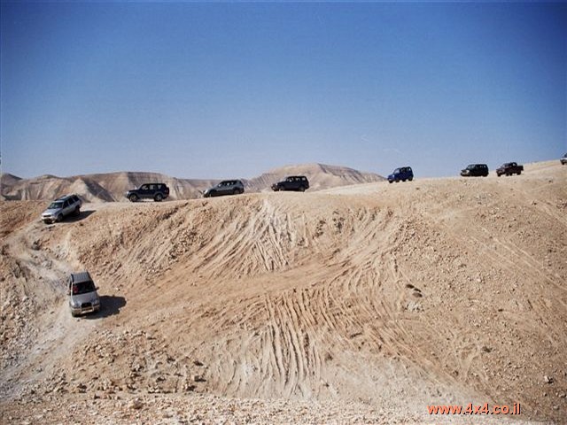 טיול מועדון פועלים 4x4 במדבר יהודה הצפוני