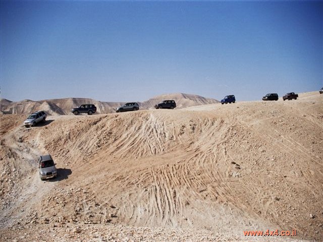 פתיחת ציר חדש במדבר יהודה הדרומי - אמיר נחומי - 02/05/15